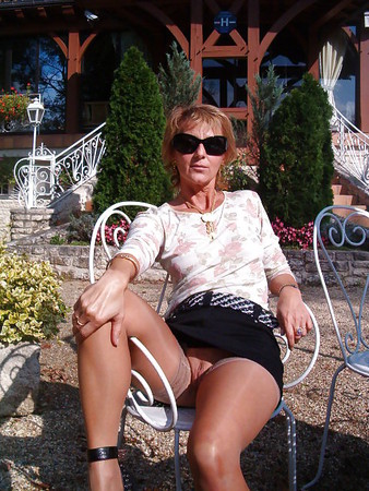 mature wife from Lille exposed by cuckold hubby