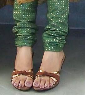 PAKISTANI INDIAN DESI FEET FOOT FETISH