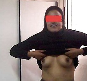 Non-porno Arab girl, with or without hijab  III