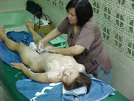 indonesian massage (Hidden Camera pics)