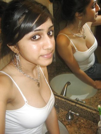 Desi Indian Girls SelfShot Hot Pics - Part 9