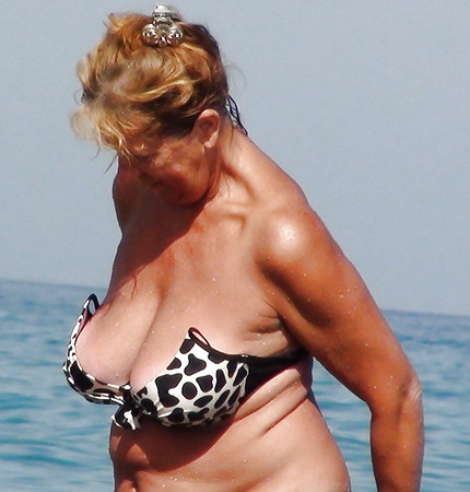 Sexy busty Grannies on the beach! Amateur mix!