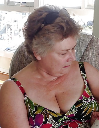 MATURE SLUT WIVES and SLAGS WHO HAVE BEEN USED HARD