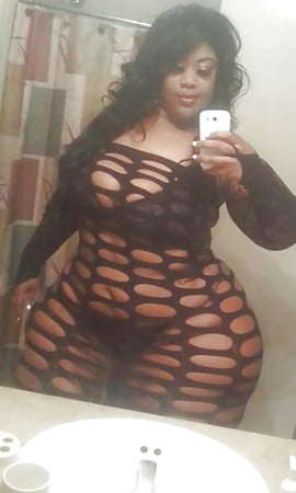 Thick and BBW Black Girls Selfies