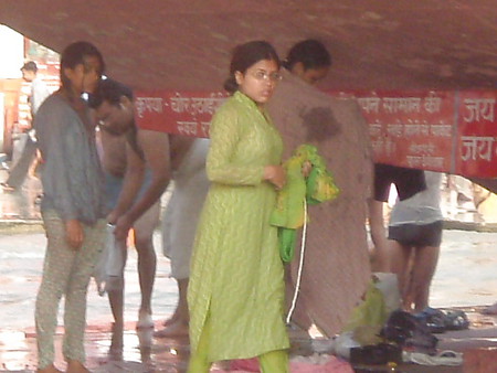 INDIAN BATHING WOMANS